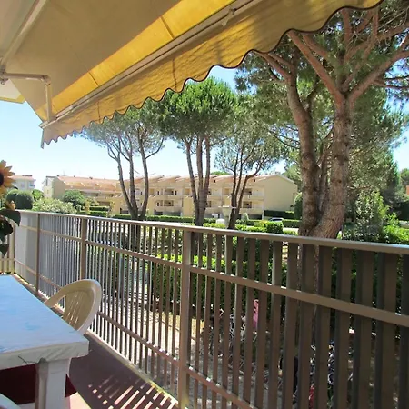 Apartment With Terrace And Pool Bibione