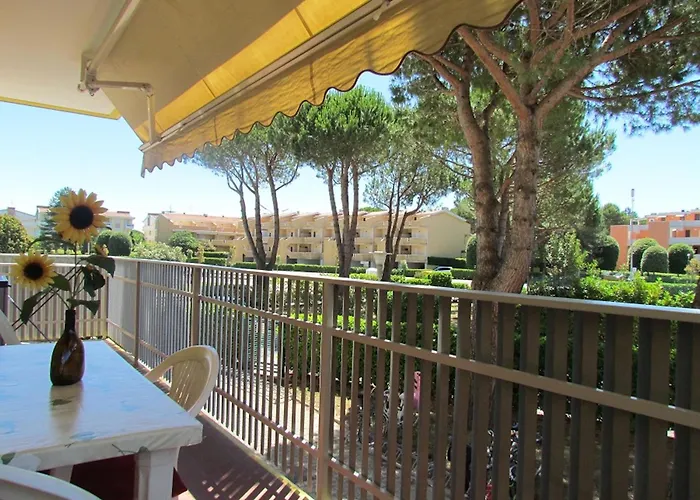 Apartment With Terrace And Pool Bibione